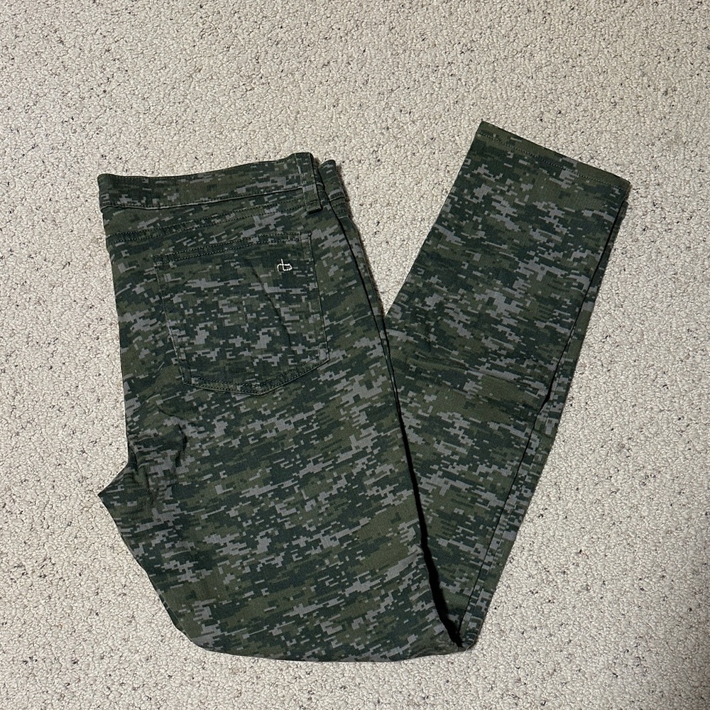 NWOT Rag & Bone Camouflage Print Jeans